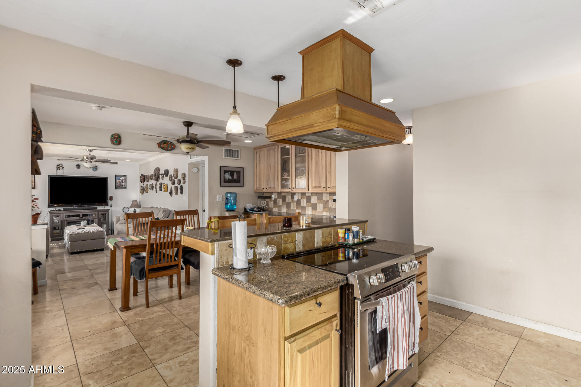 2302 E SELLS Drive