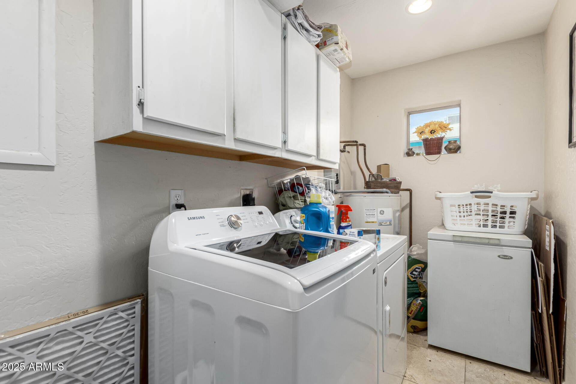 2302 E SELLS Drive