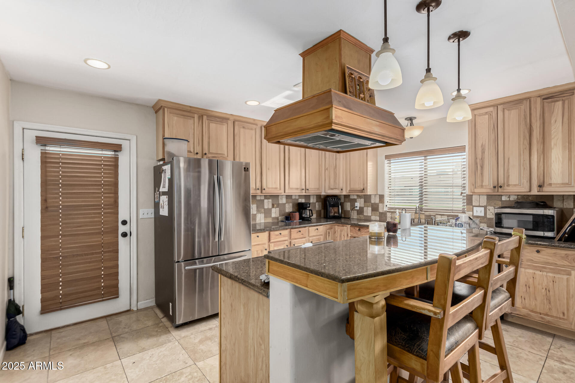 2302 E SELLS Drive