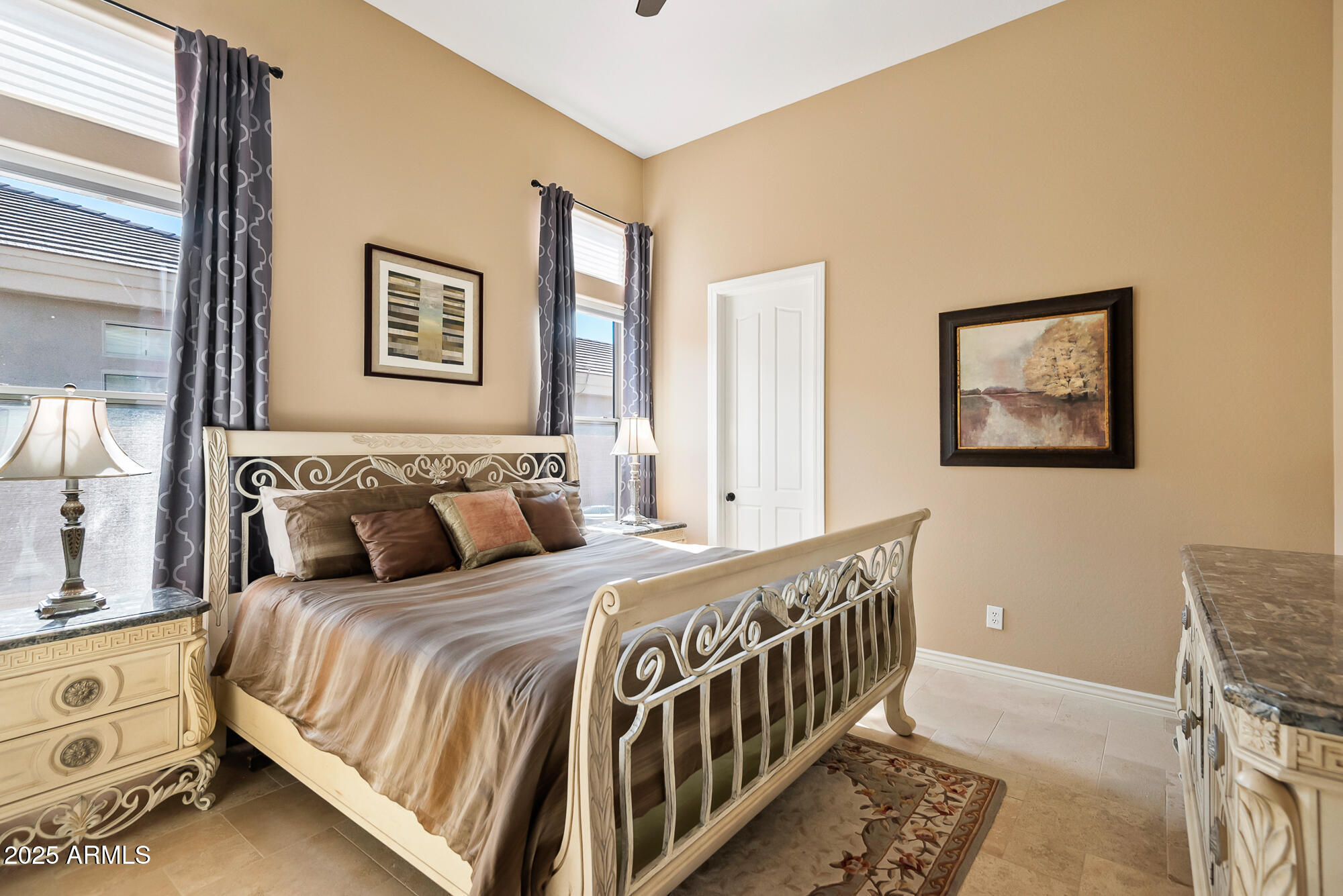 40235 N CANDLEWYCK Lane