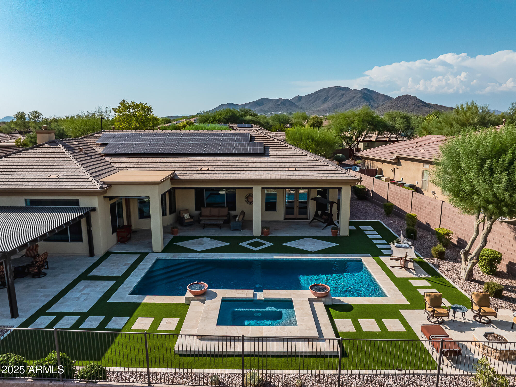 40235 N CANDLEWYCK Lane