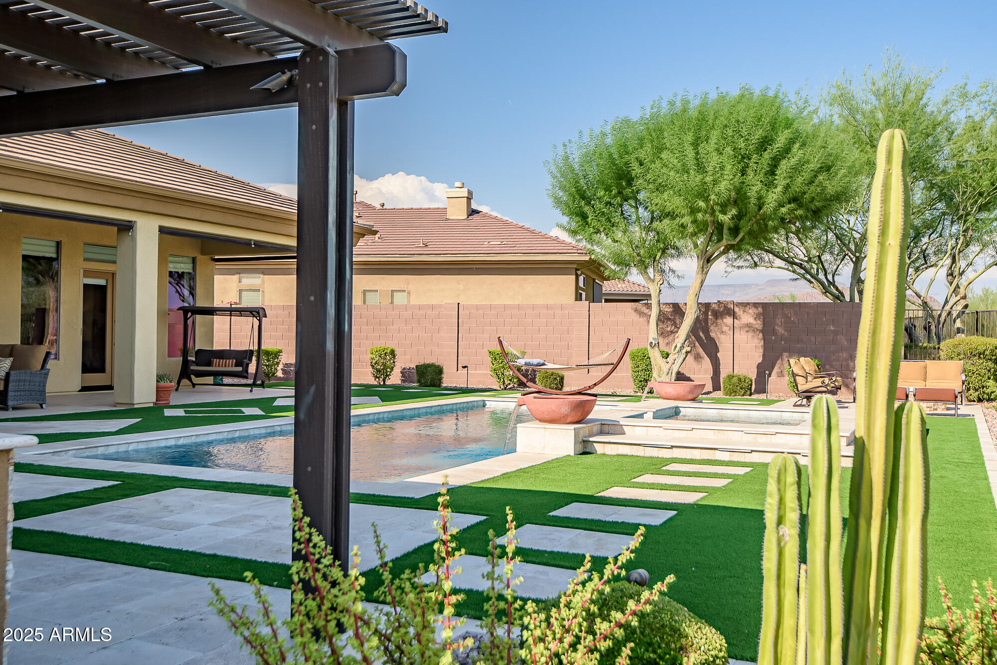 40235 N CANDLEWYCK Lane