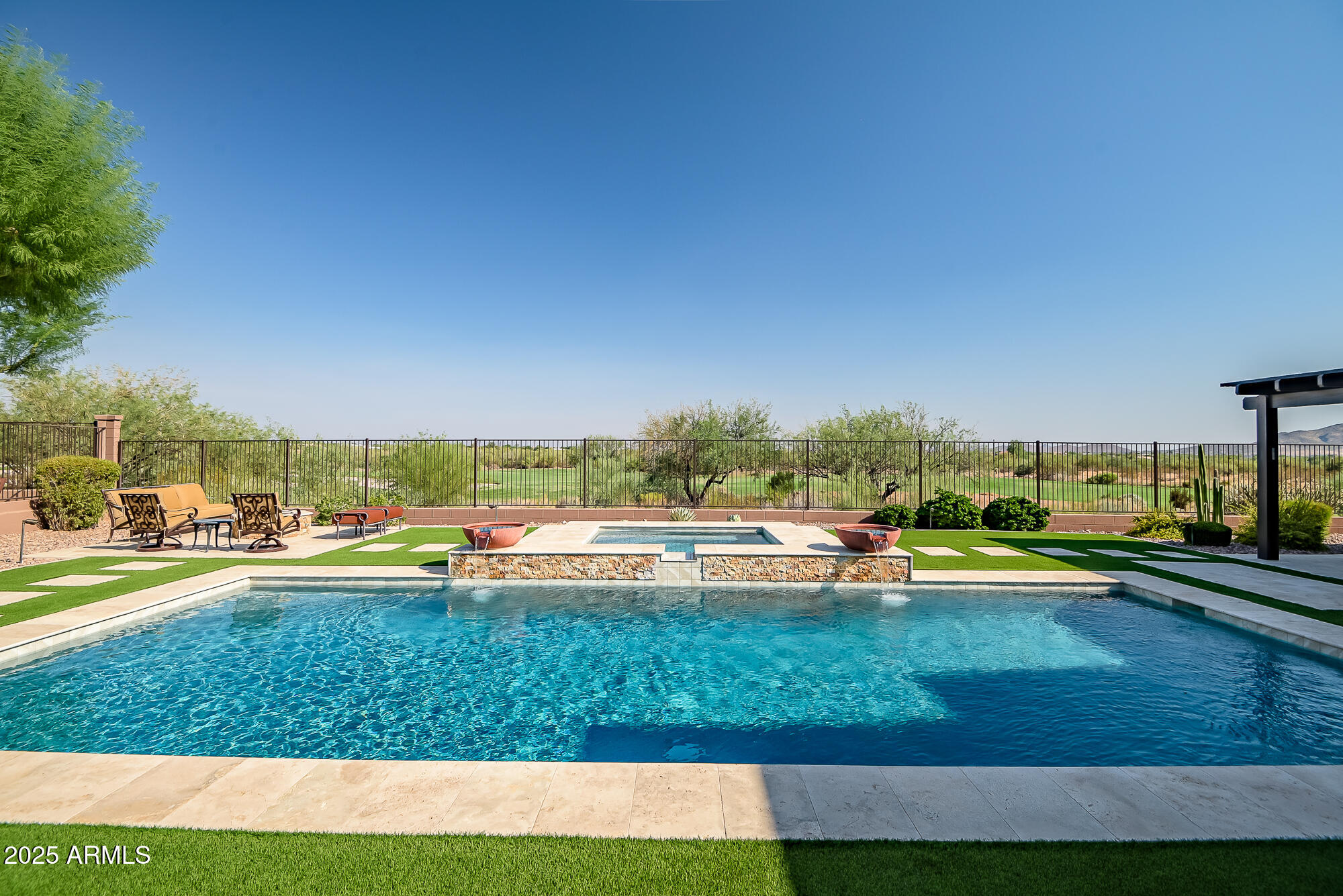 40235 N CANDLEWYCK Lane