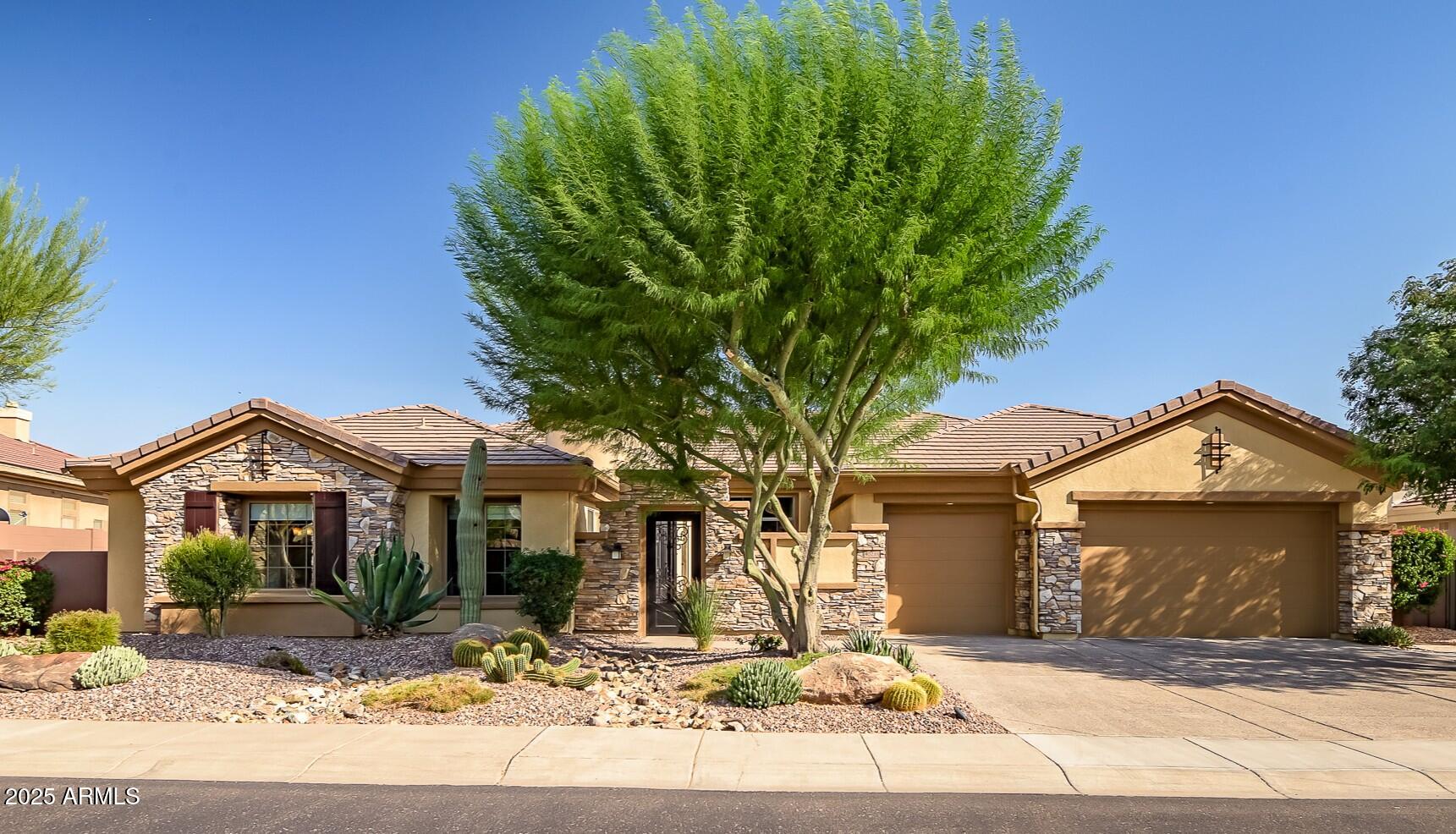 40235 N CANDLEWYCK Lane