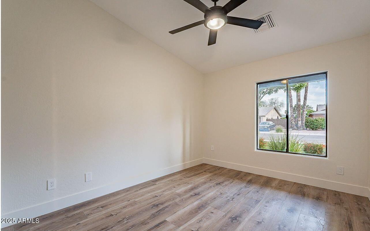 9378 E ALTADENA Avenue