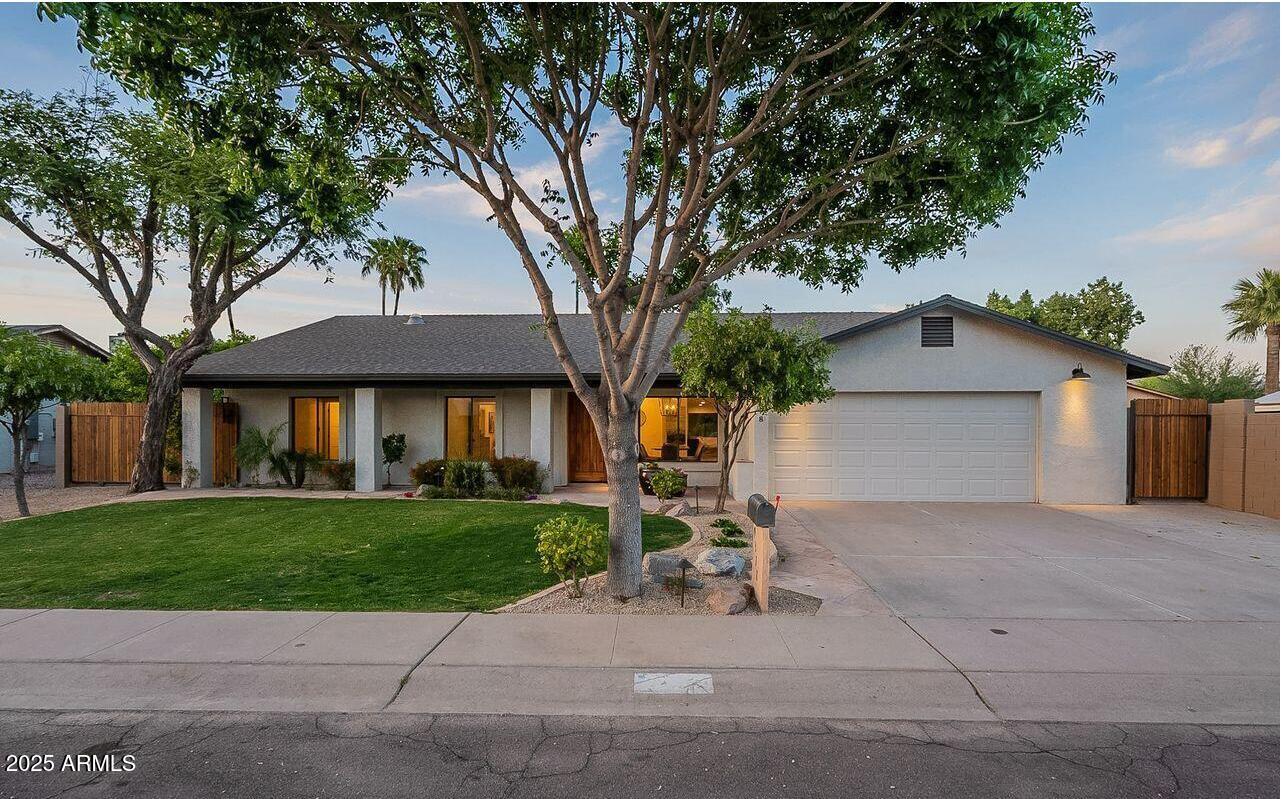 9378 E ALTADENA Avenue