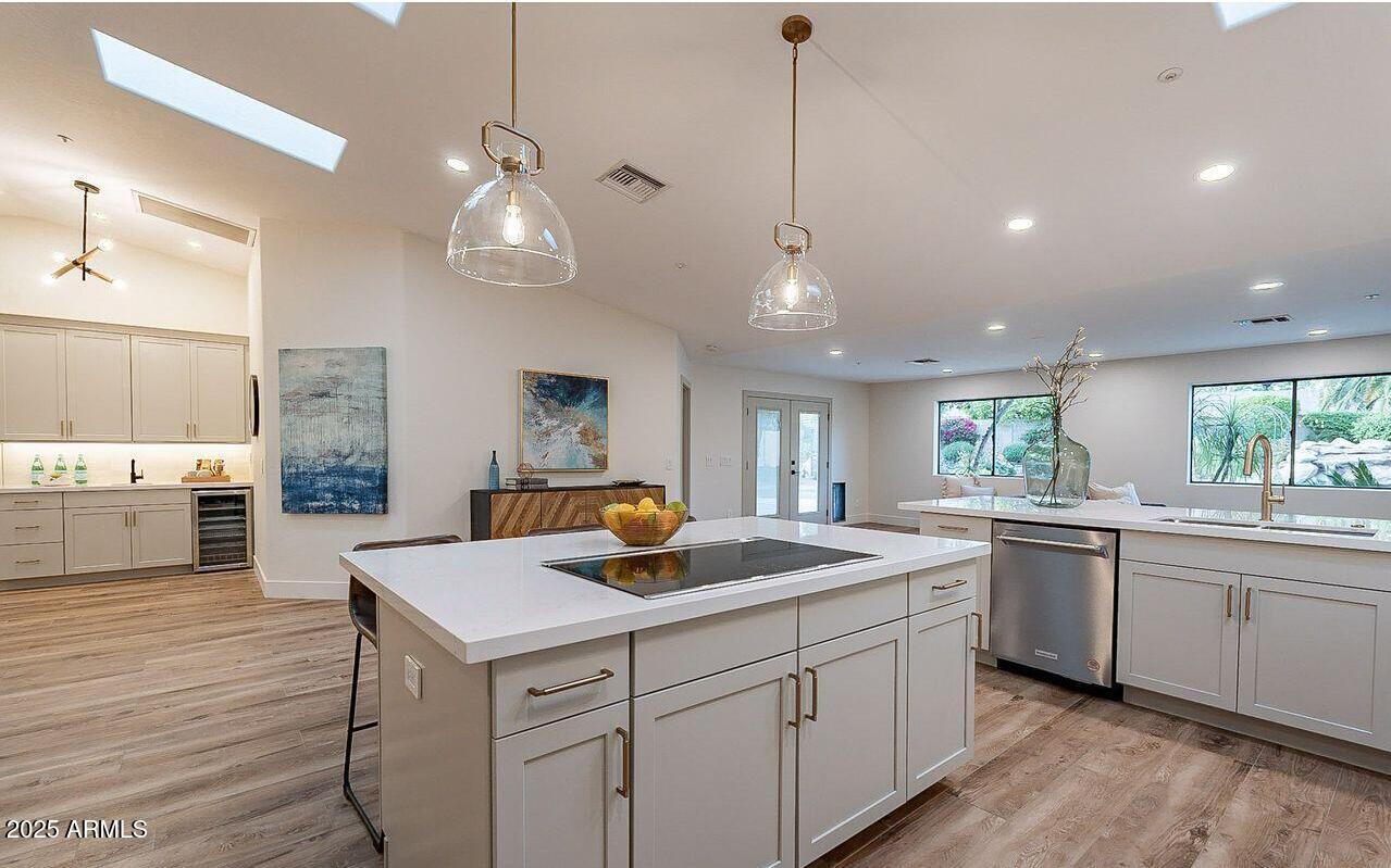 9378 E ALTADENA Avenue