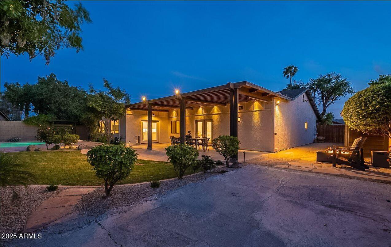 9378 E ALTADENA Avenue