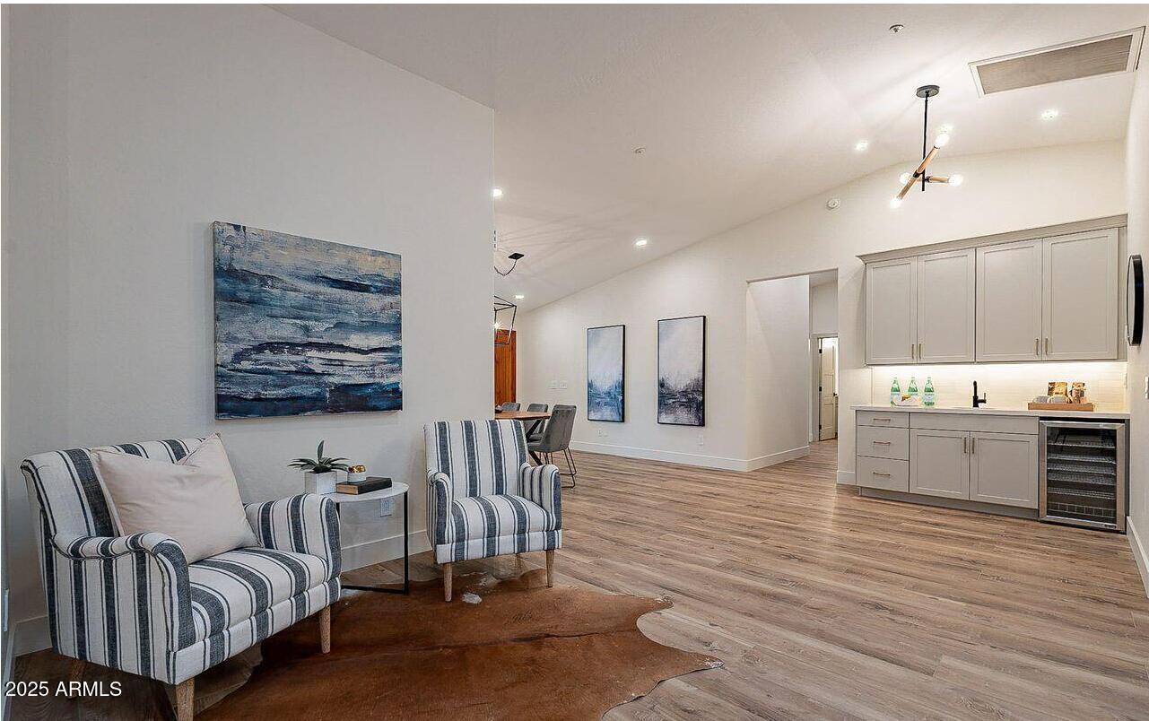 9378 E ALTADENA Avenue