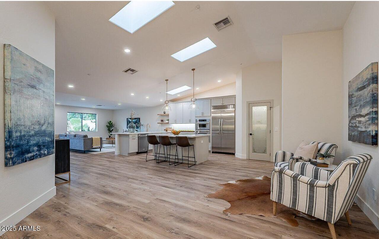 9378 E ALTADENA Avenue