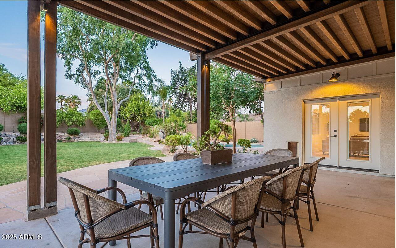 9378 E ALTADENA Avenue