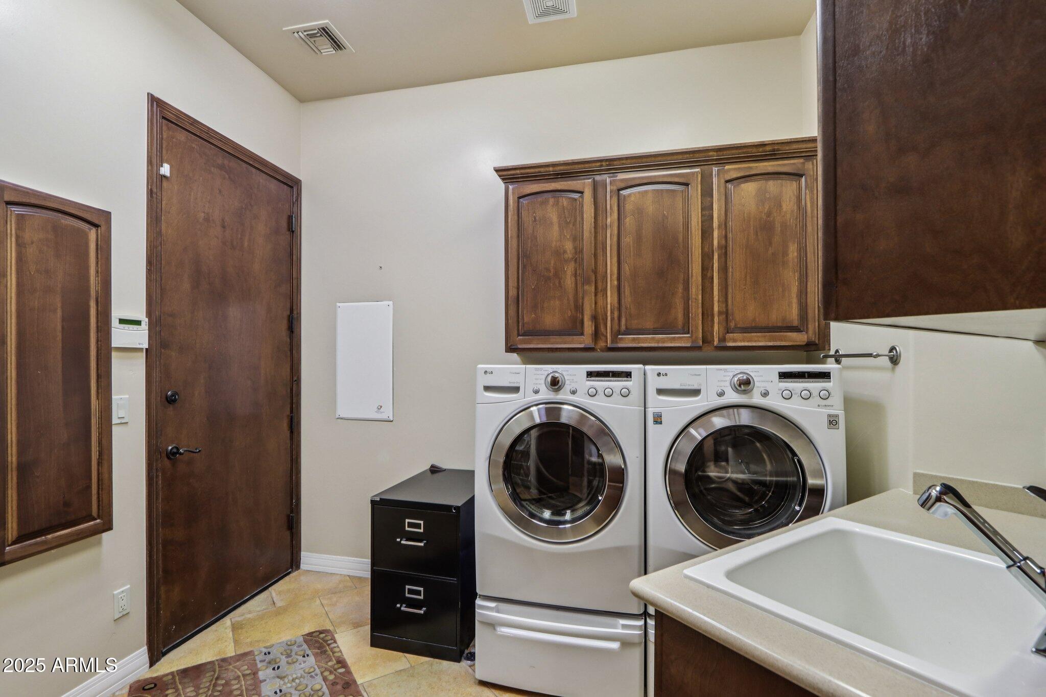 15519 E TACONY Drive