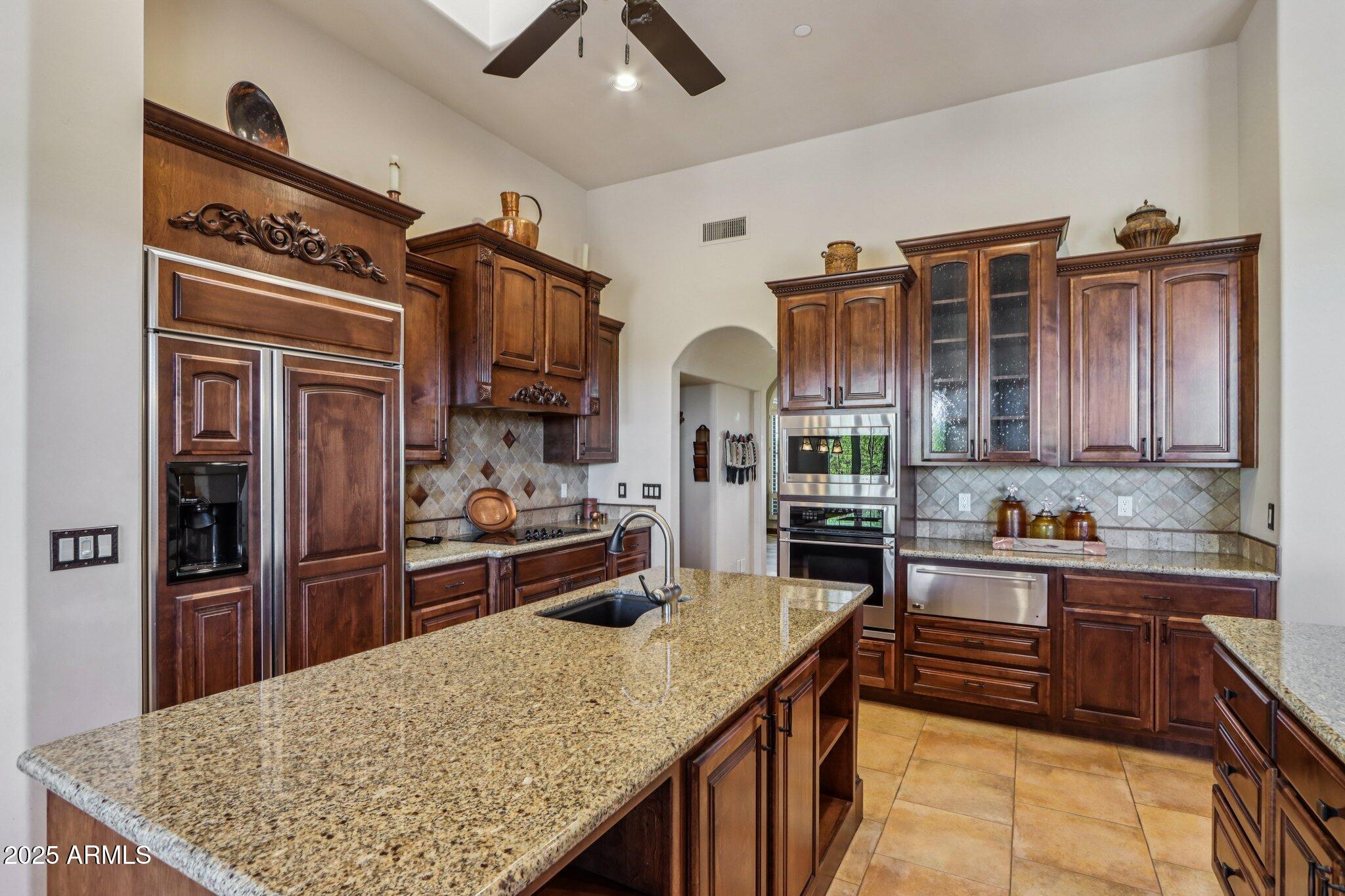 15519 E TACONY Drive