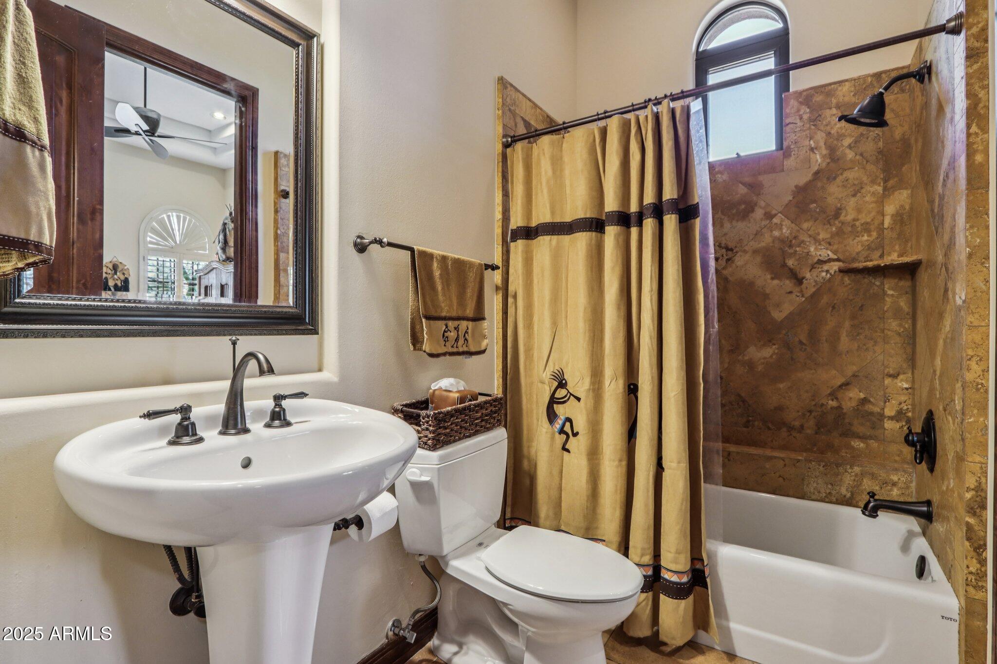 15519 E TACONY Drive