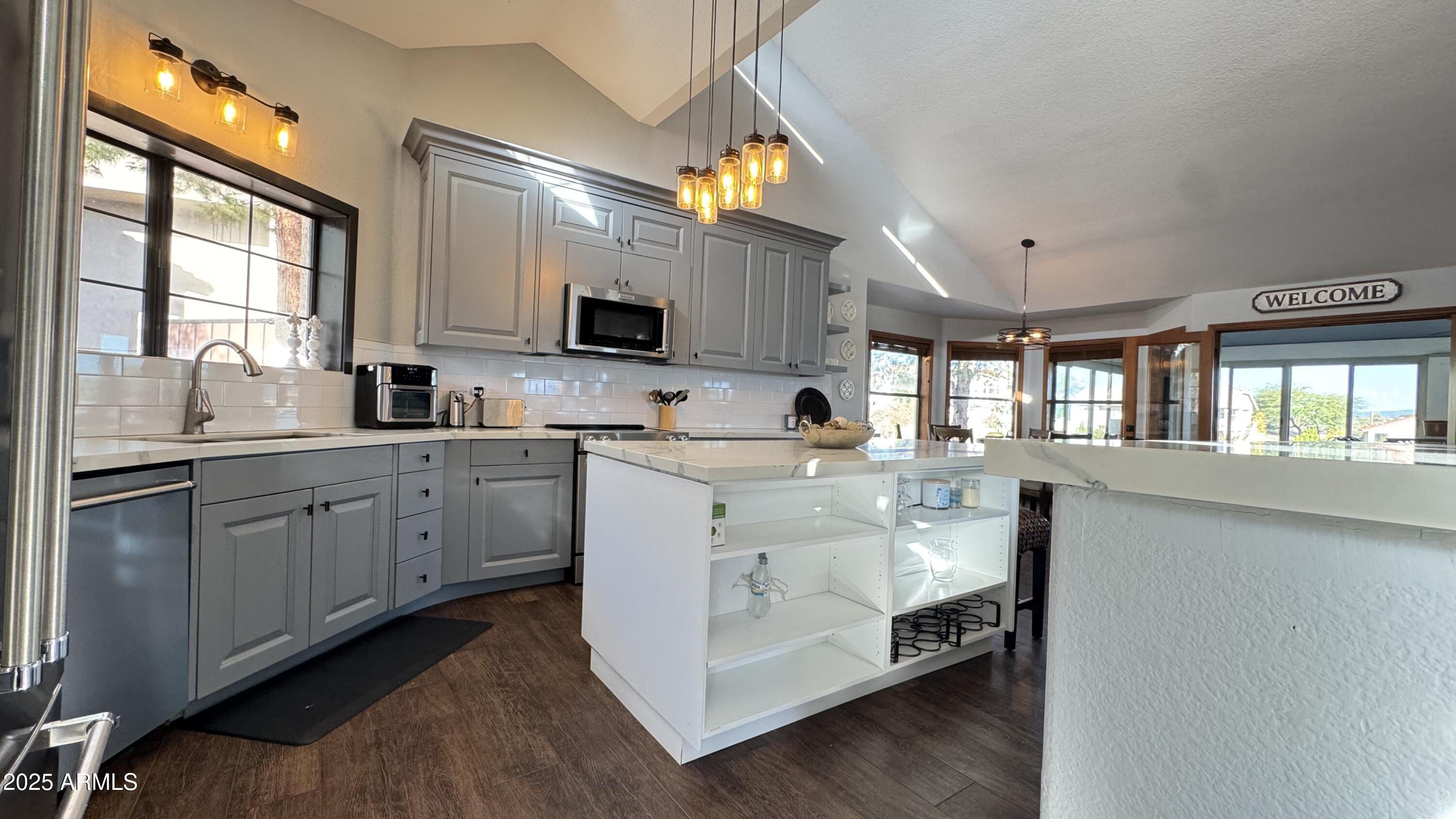 15534 E THISTLE Drive