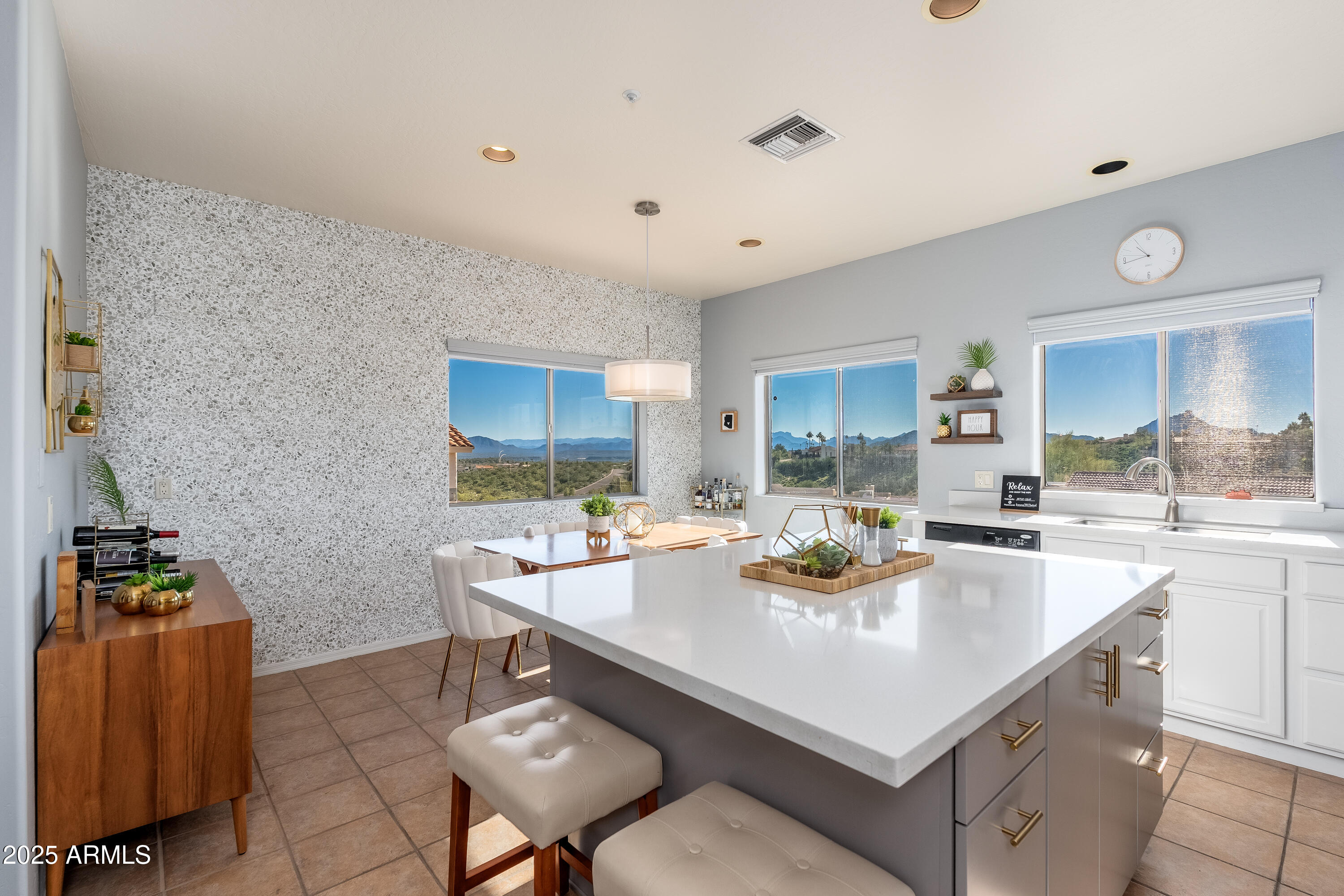 12207 N DESERT SAGE Drive B