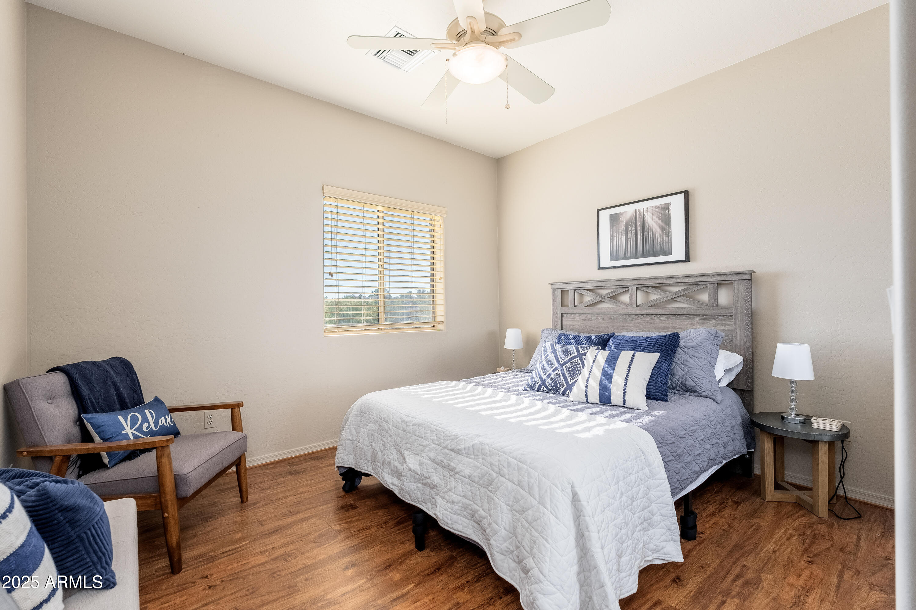 12207 N DESERT SAGE Drive B