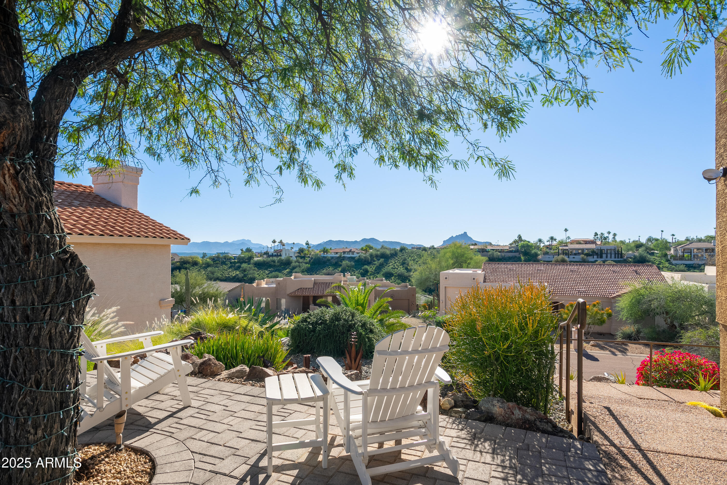 12207 N DESERT SAGE Drive B