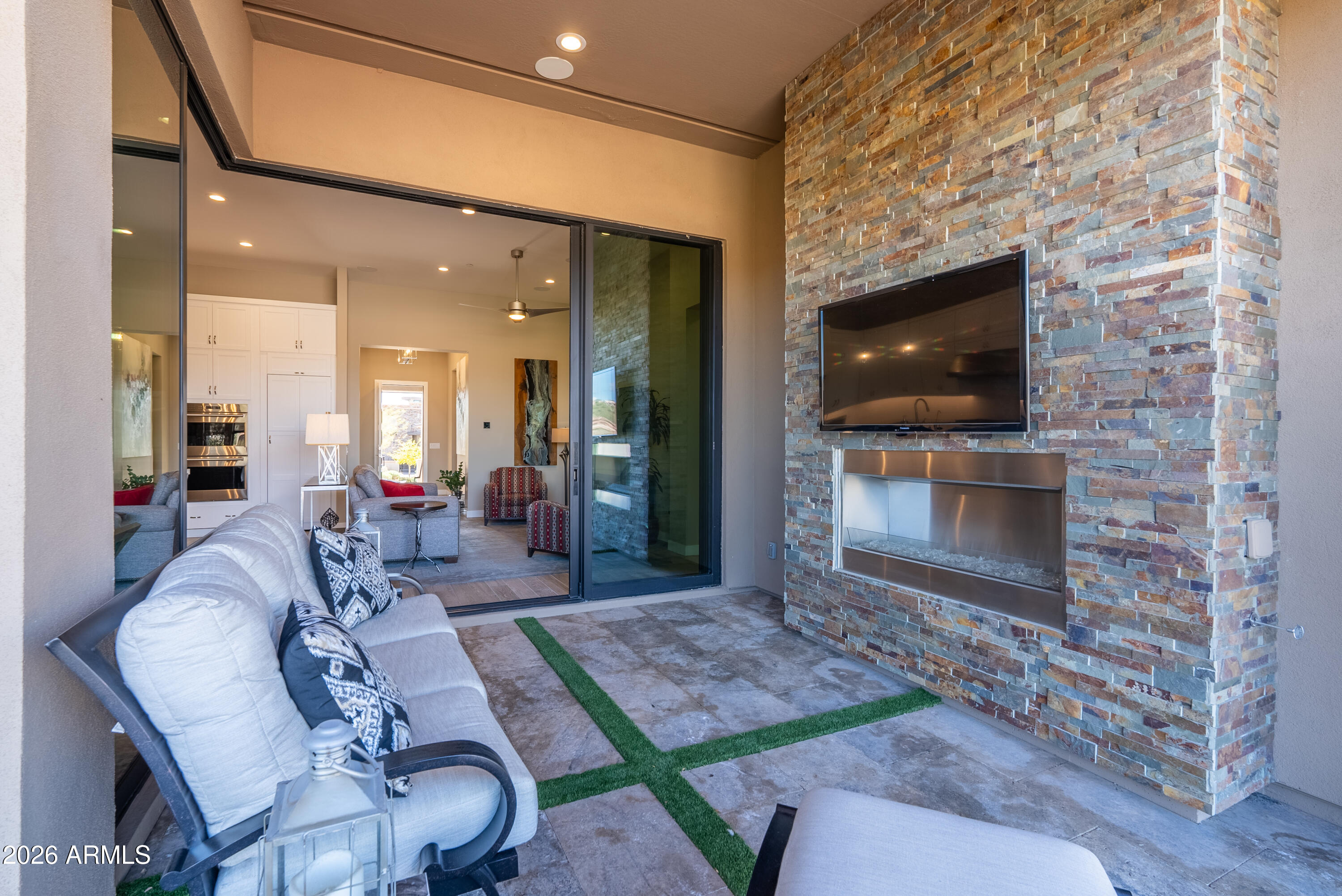 16020 E RIDGESTONE Drive