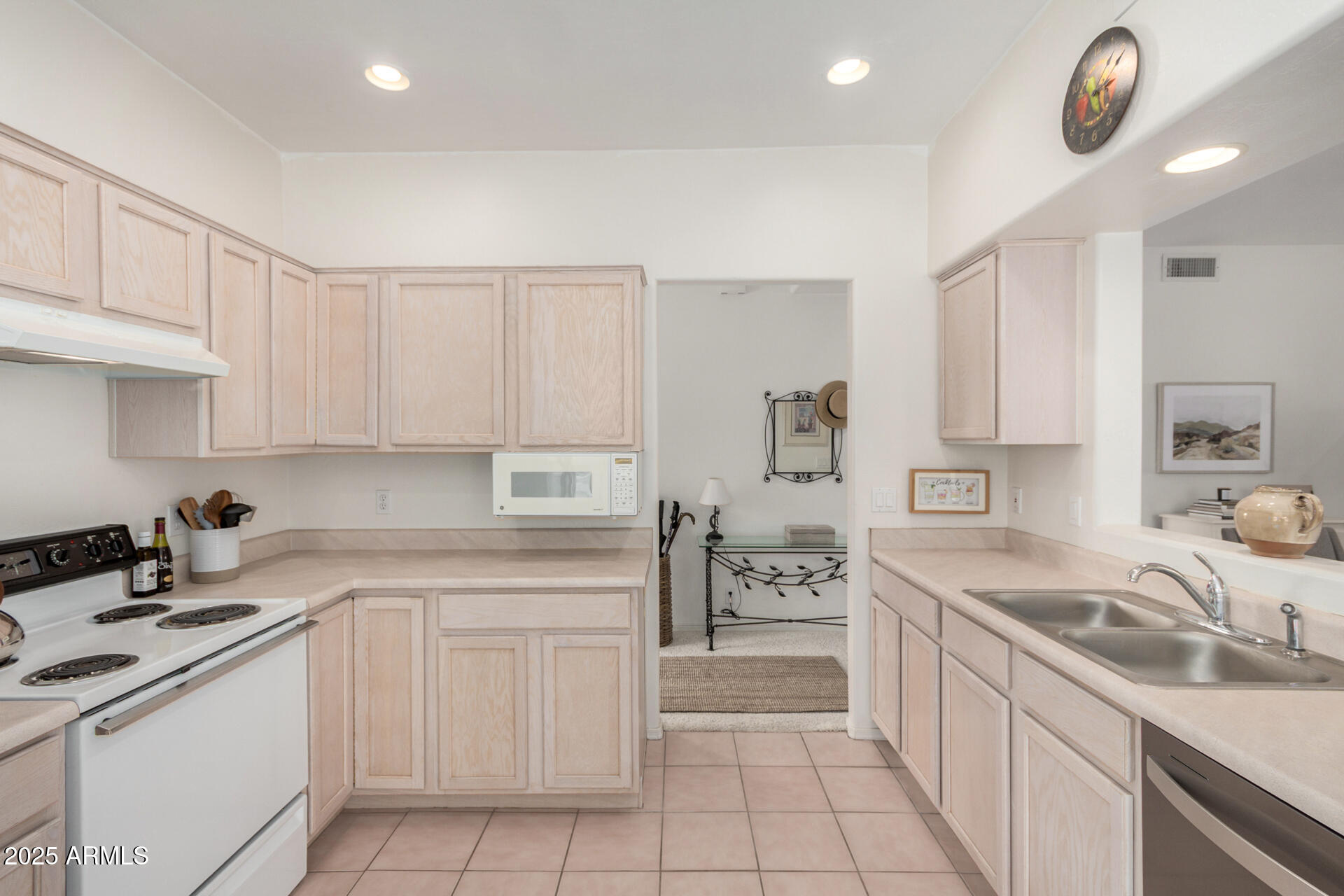 13855 N Mirage Heights Court 204