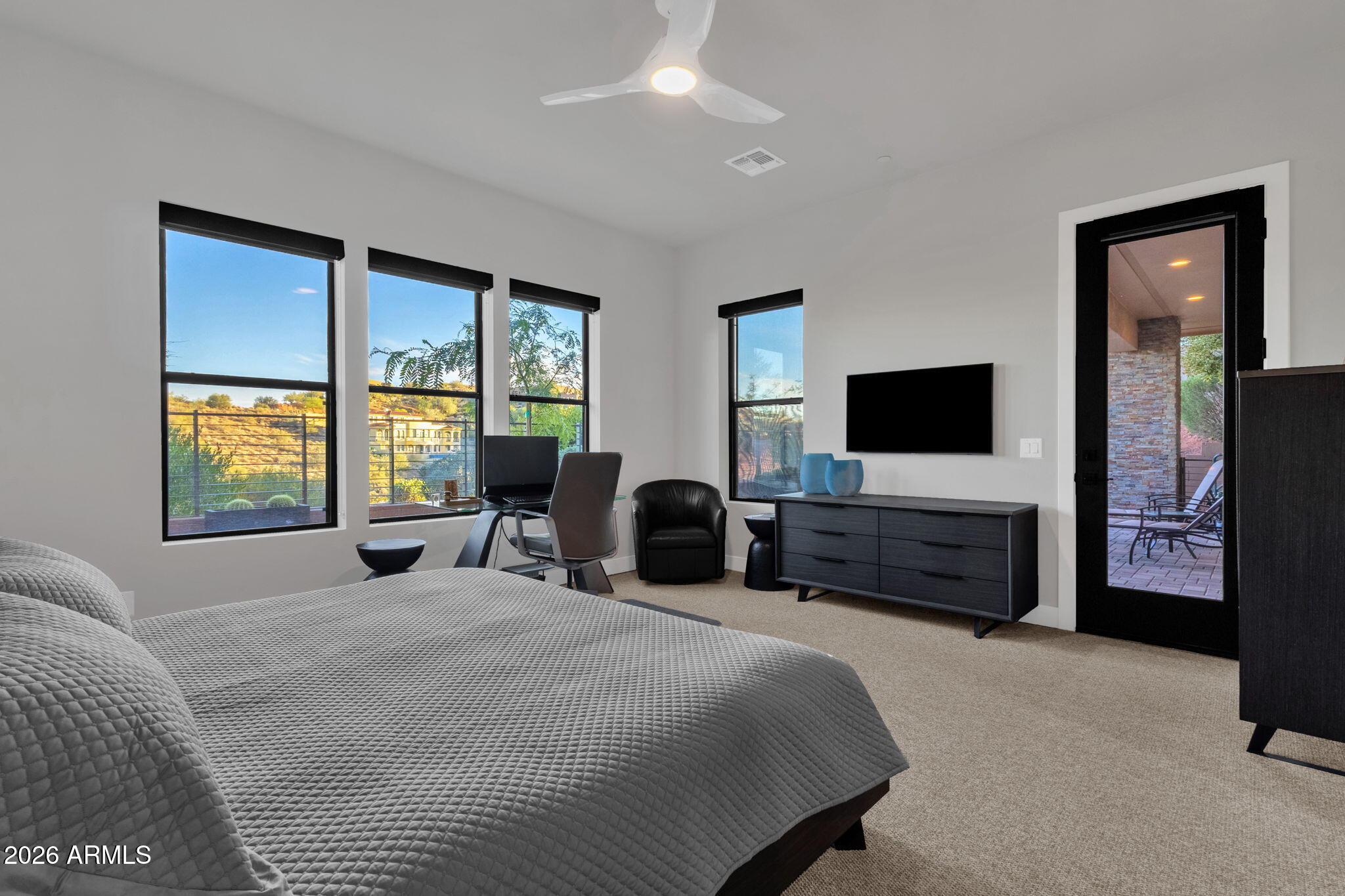 16023 E RIDGESTONE Drive