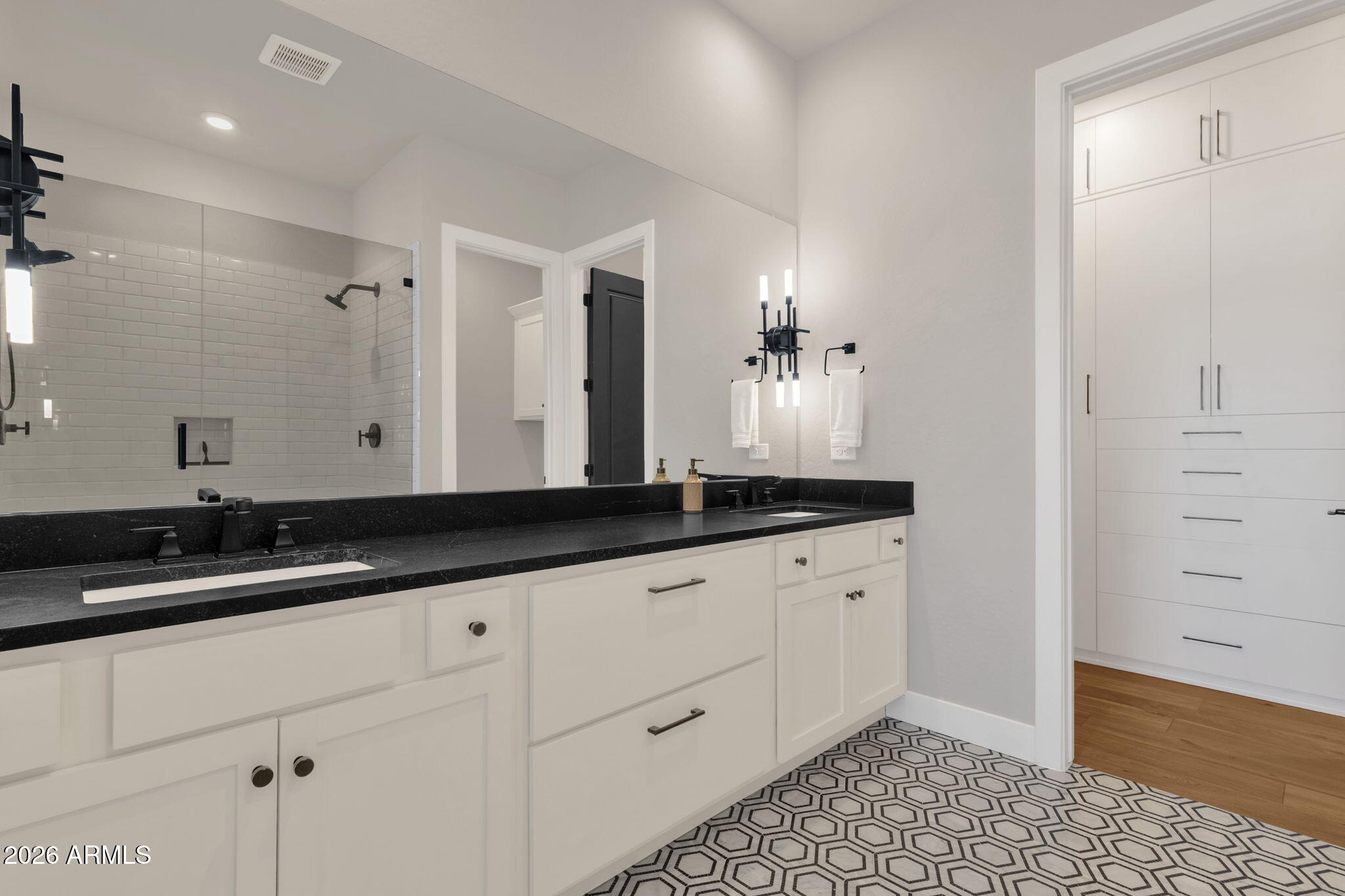 16023 E RIDGESTONE Drive