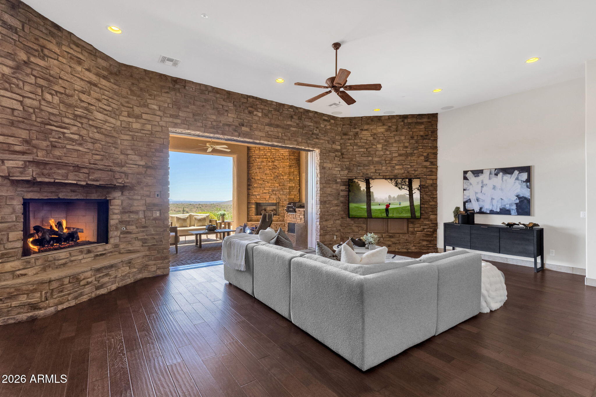 15129 E CAMELVIEW Drive