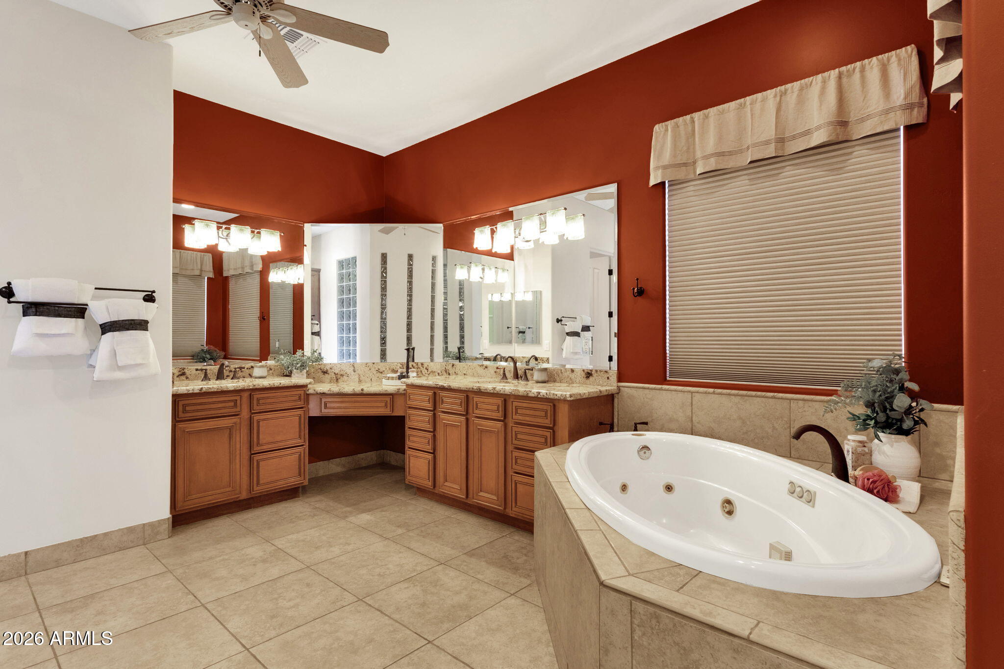 15129 E CAMELVIEW Drive