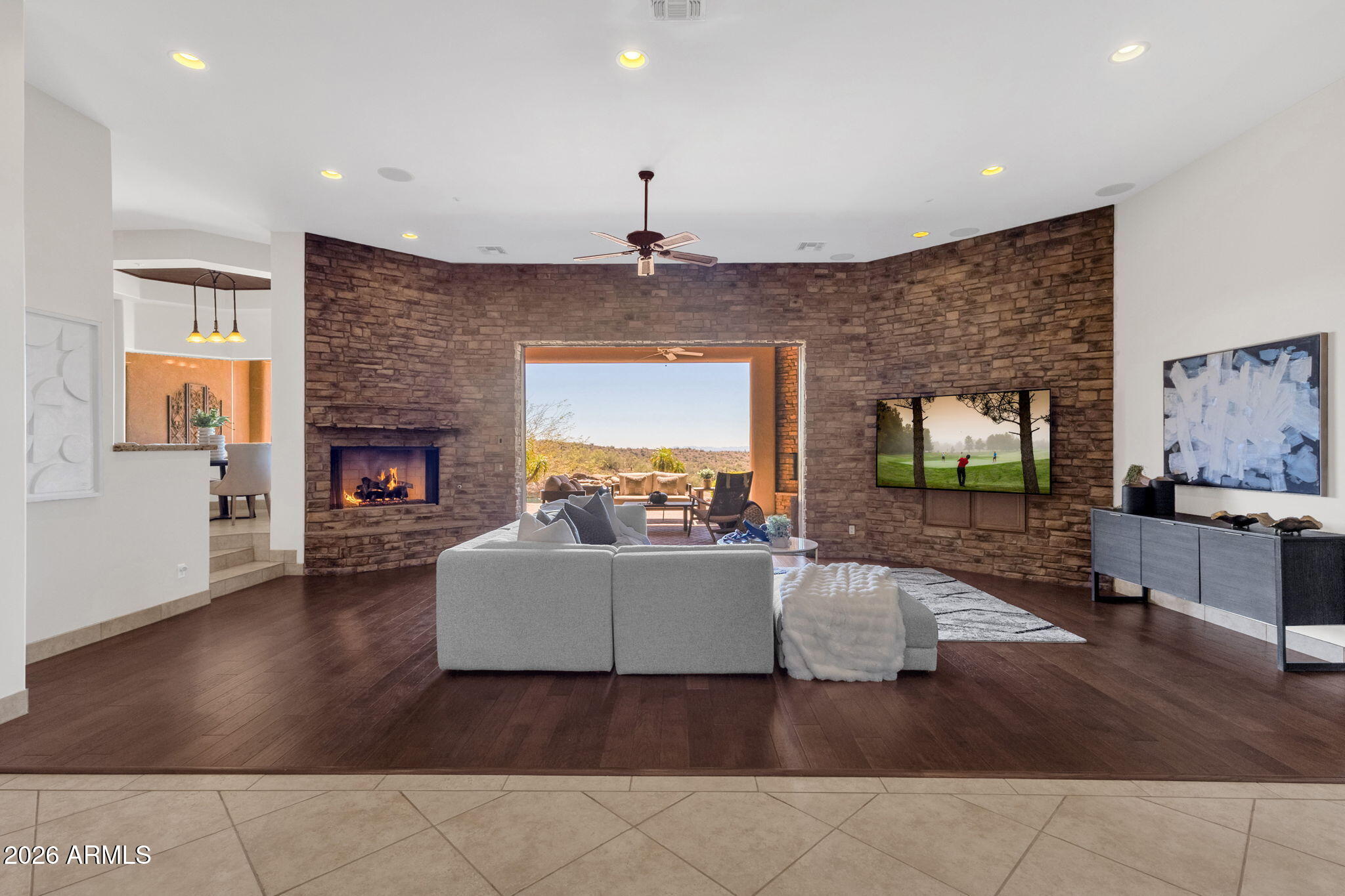 15129 E CAMELVIEW Drive