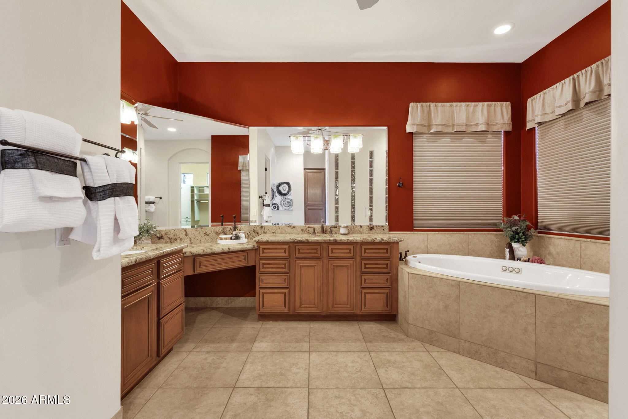 15129 E CAMELVIEW Drive