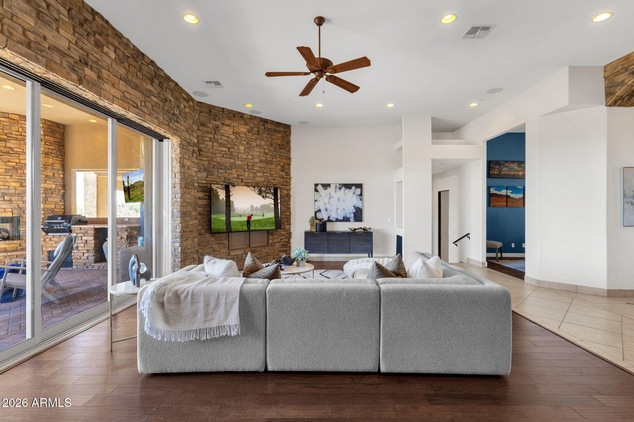 15129 E CAMELVIEW Drive