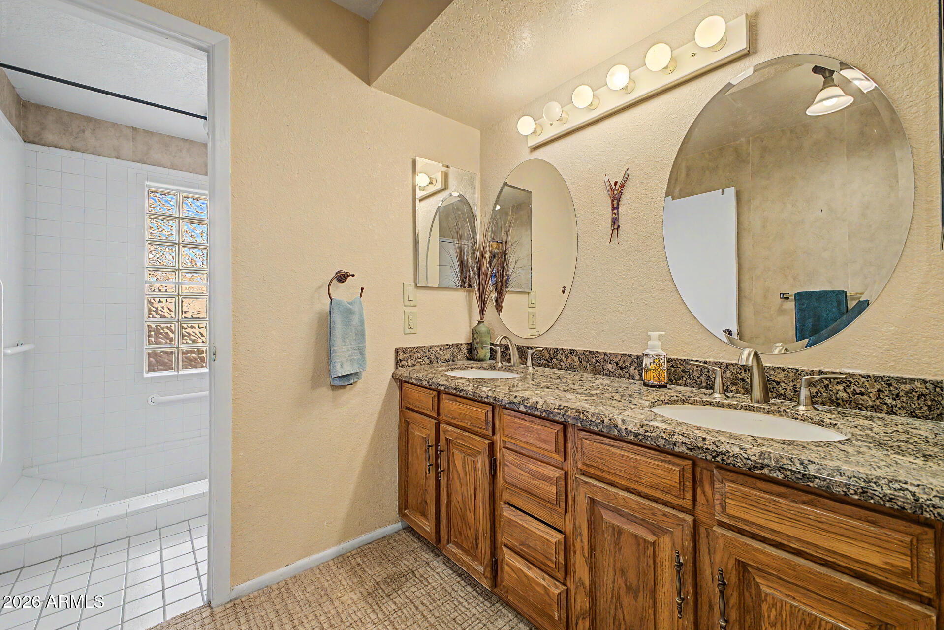 14607 N LA COSTA Drive