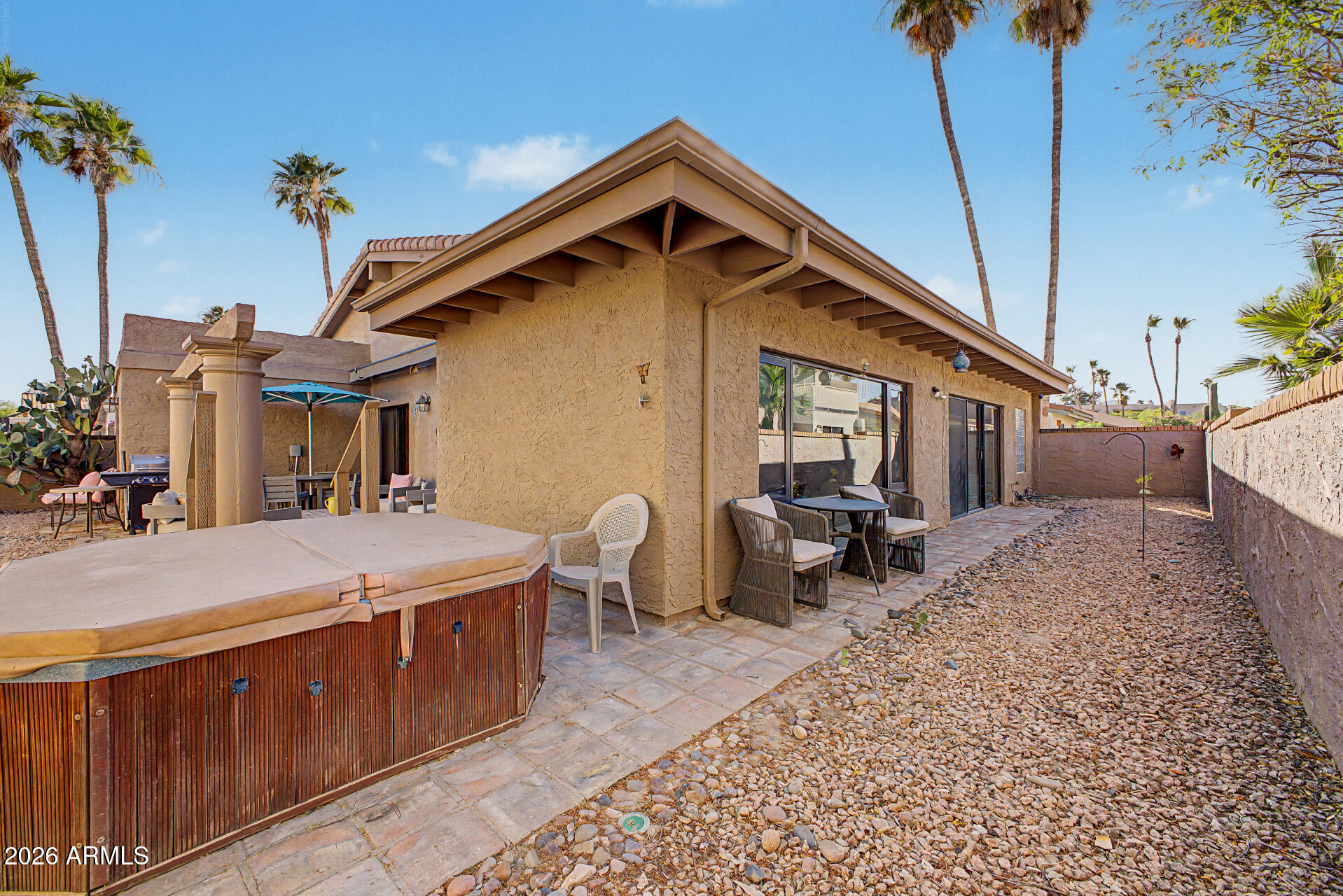 14607 N LA COSTA Drive