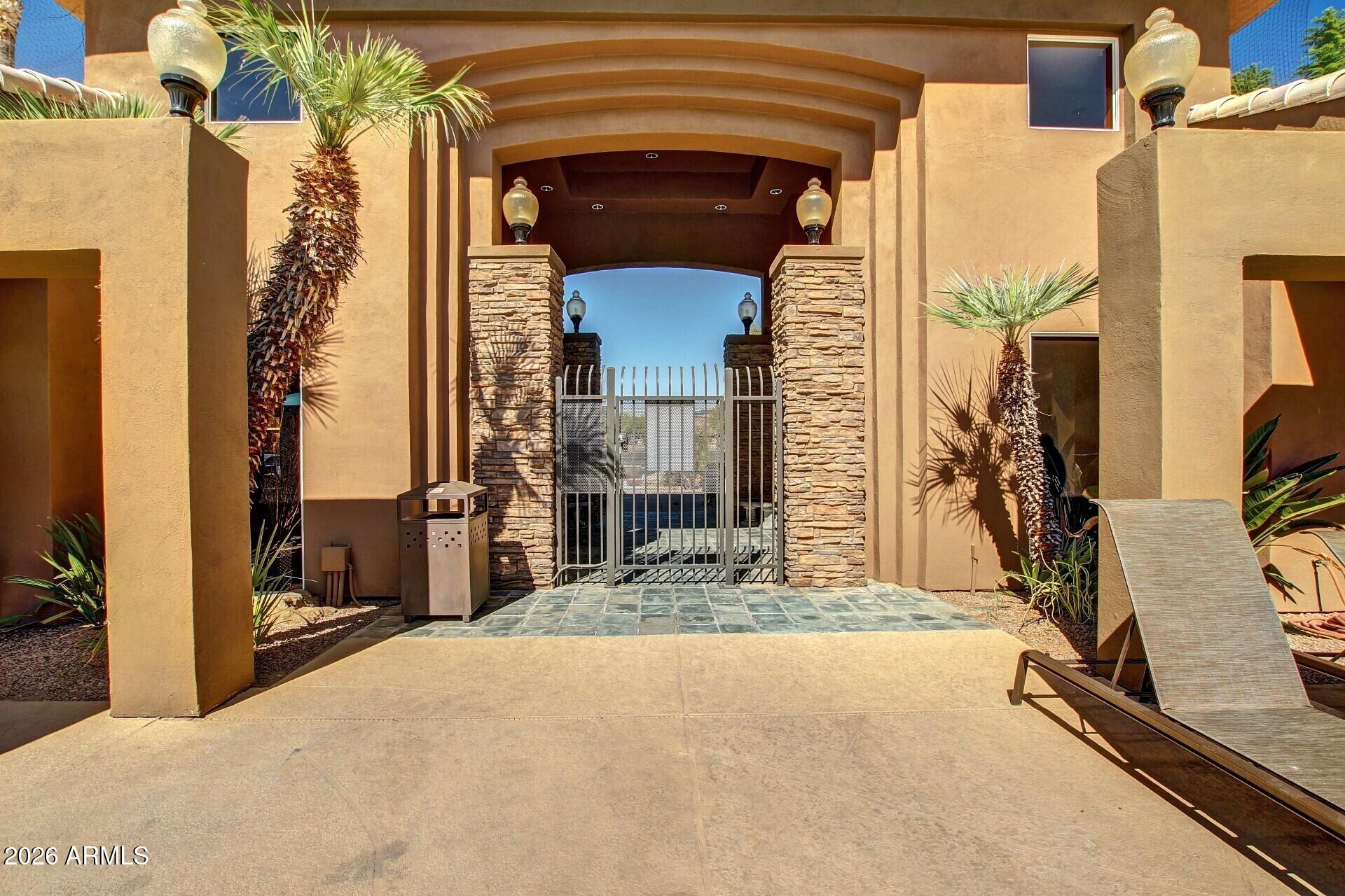 7009 E ACOMA Drive 1133
