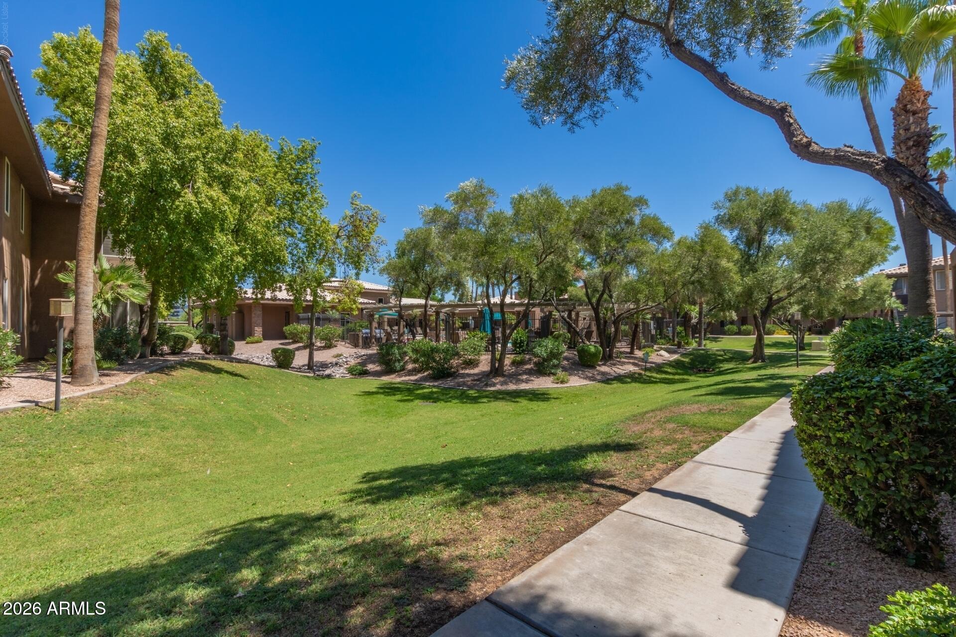 7009 E ACOMA Drive 1133