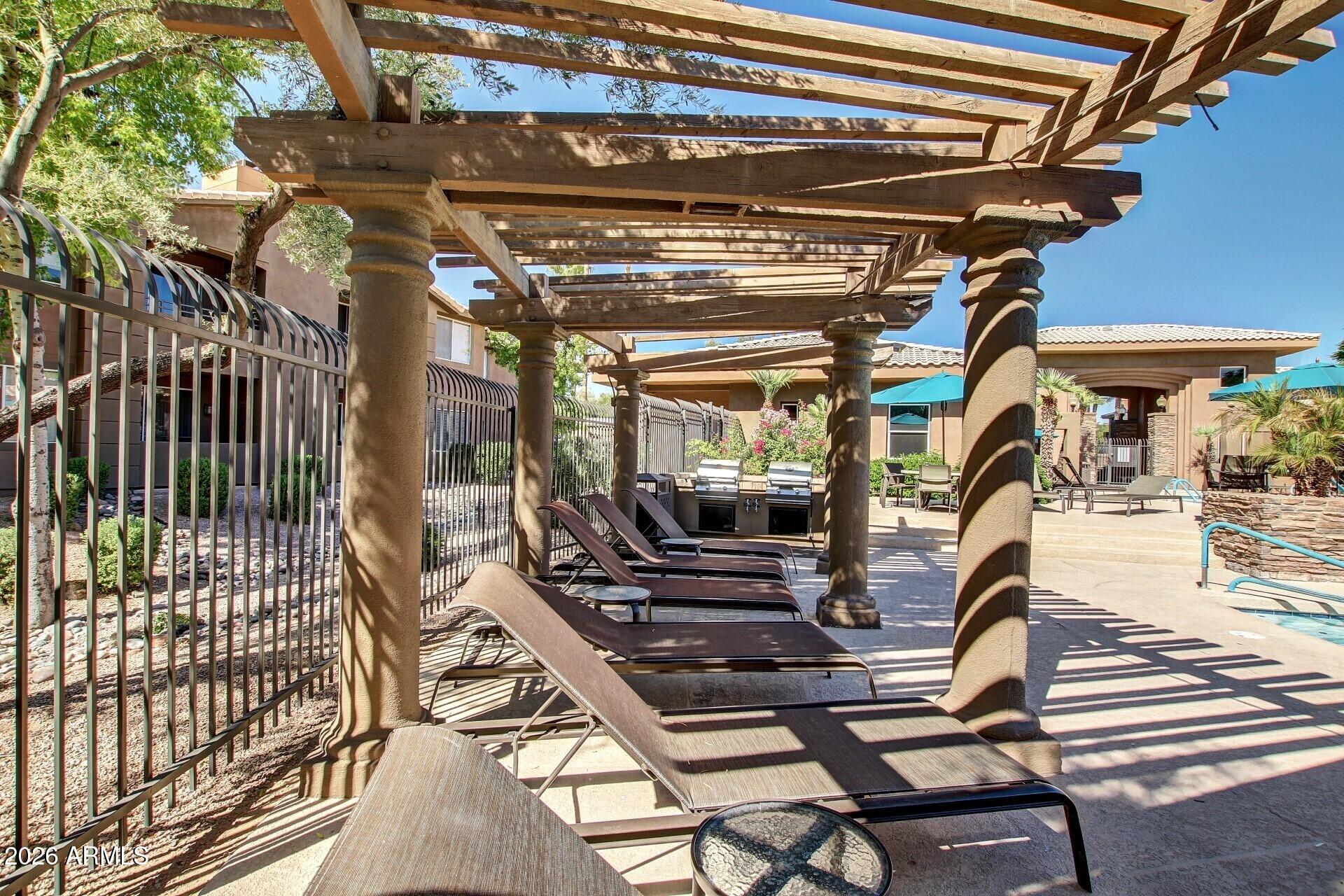 7009 E ACOMA Drive 1133