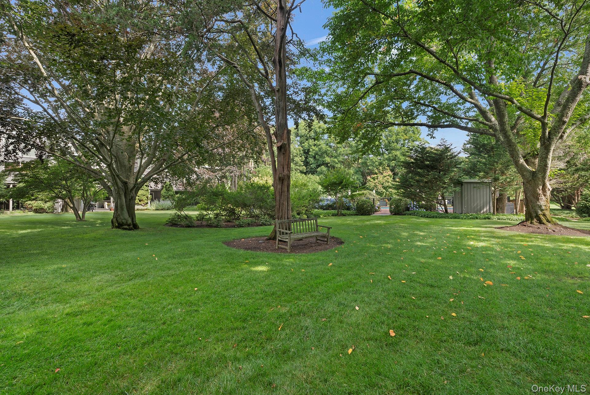 514 Pantigo Road Unit: 5