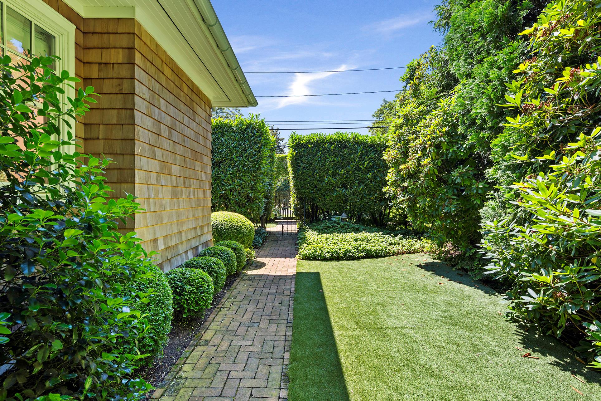 16 Miller Lane