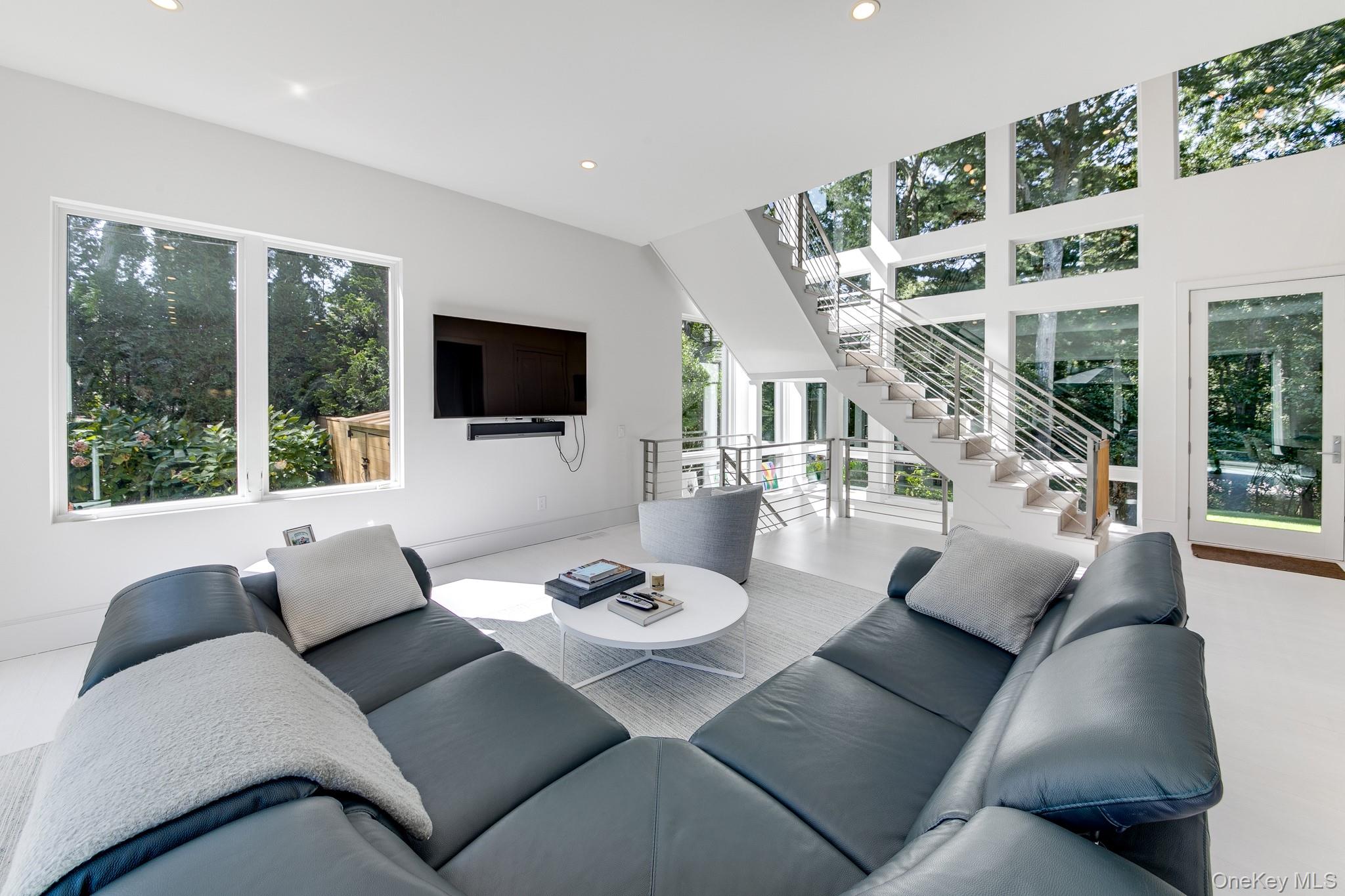 70 Cove Hollow Road
