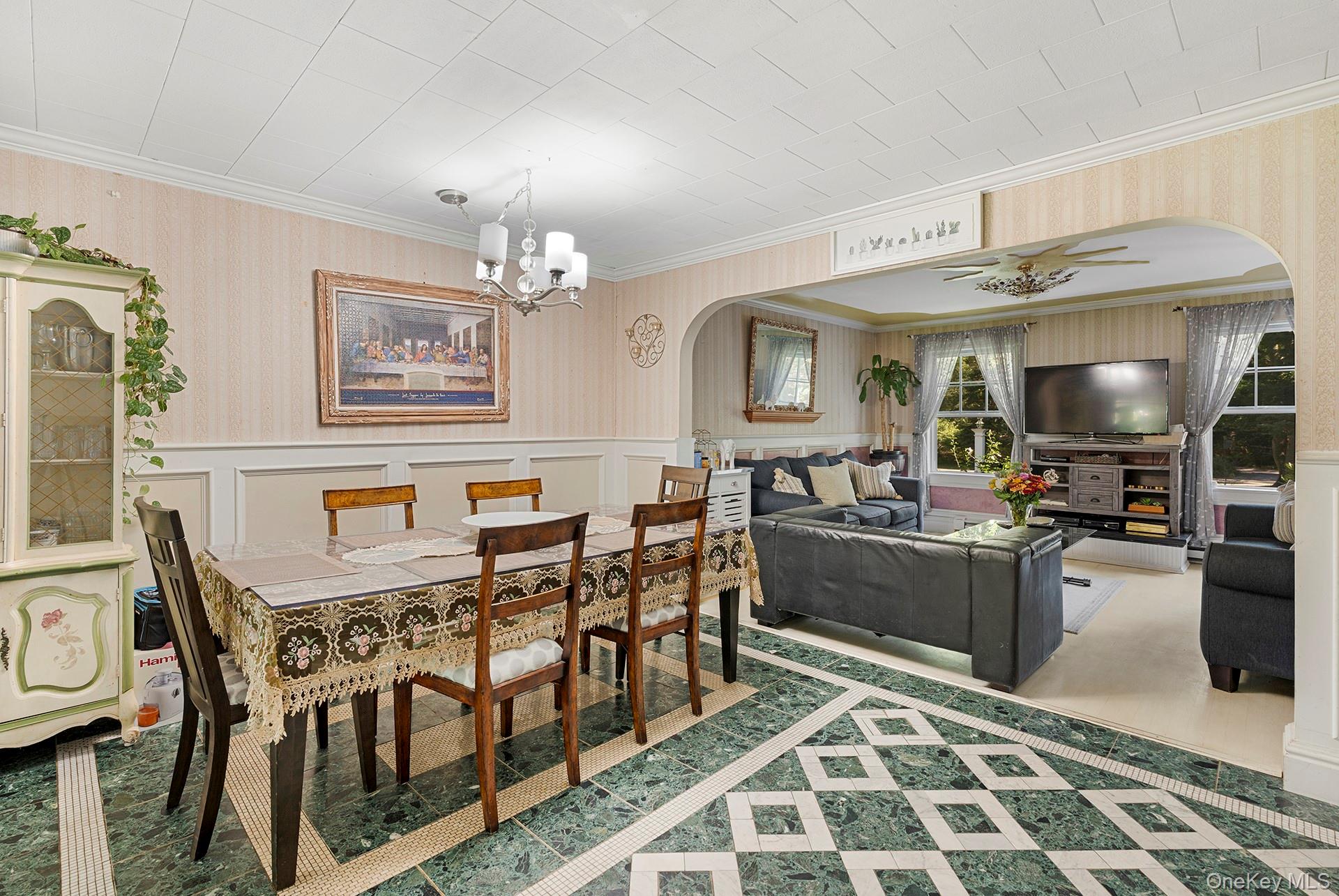18 Glade Road