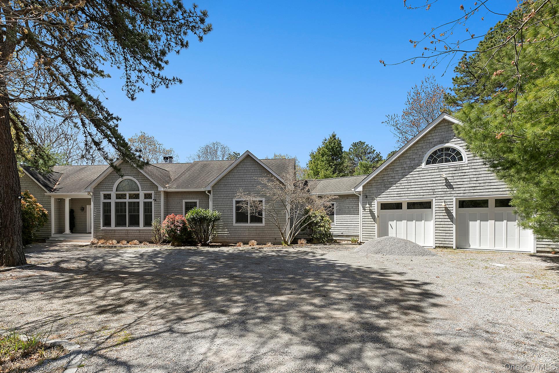 492 East Hampton Sag Harbor Turnpike
