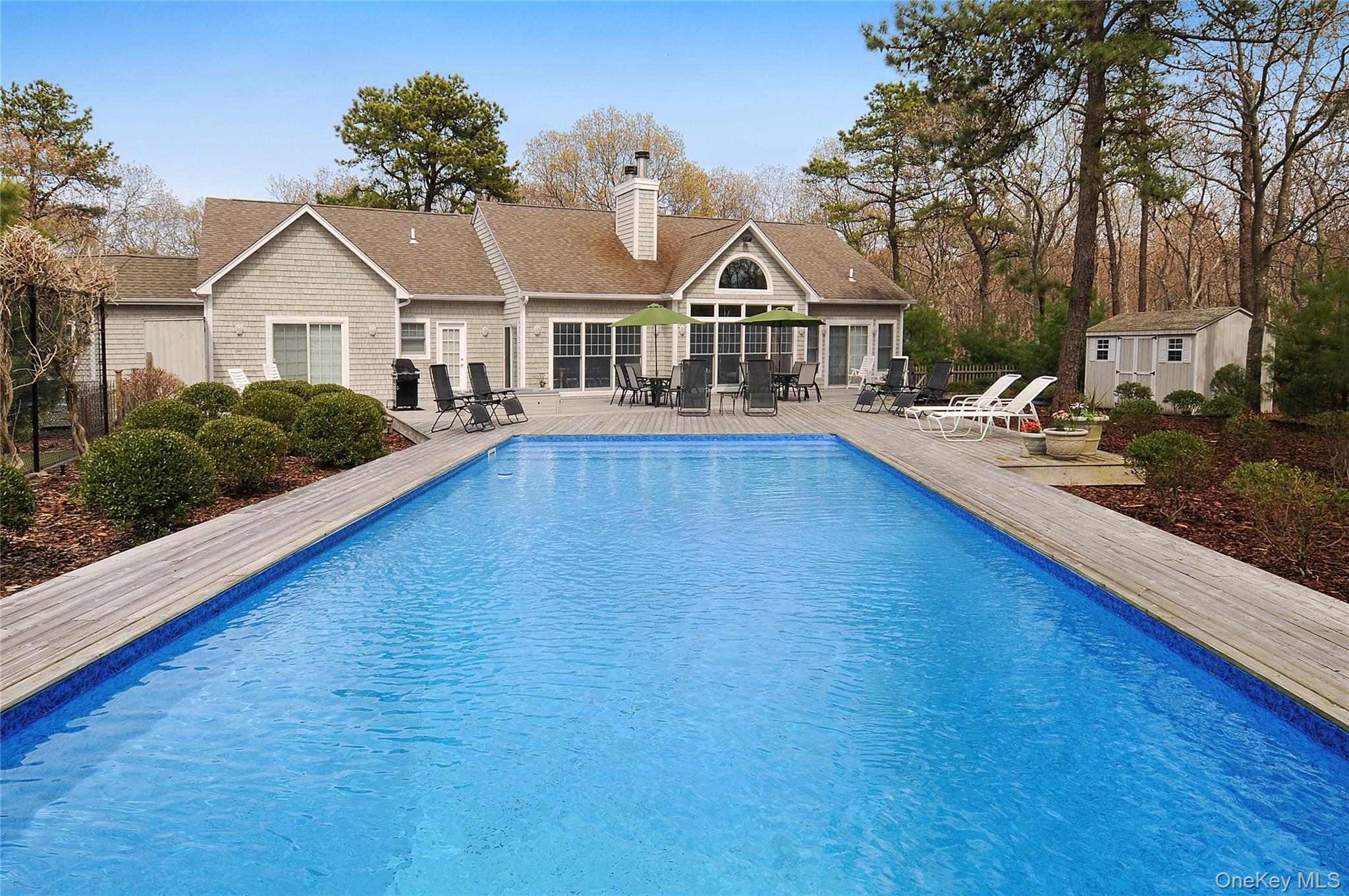 492 East Hampton Sag Harbor Turnpike