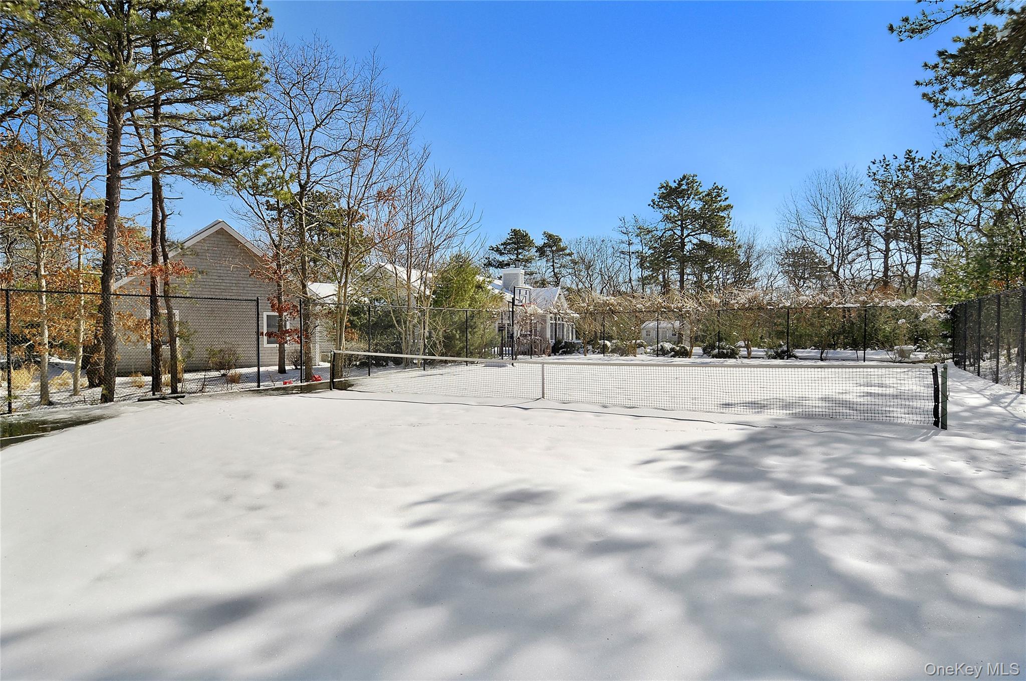 492 East Hampton Sag Harbor Turnpike