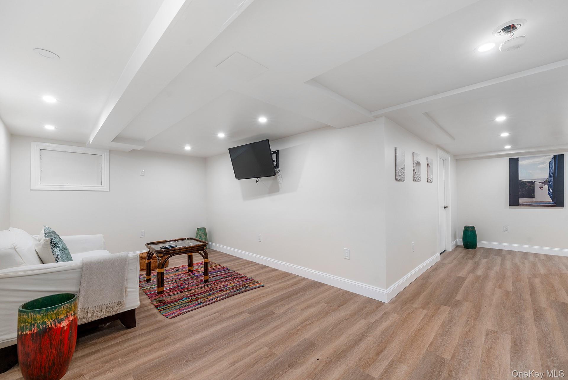 30 Sagg Road