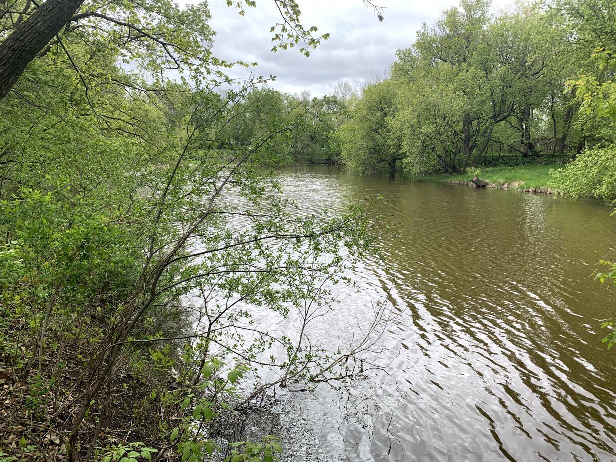 1332 GOLDENWOOD Drive