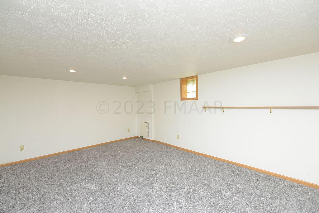 709 5TH Street S