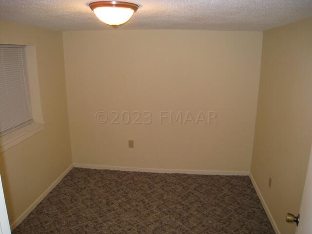 1036 COLLEGE Street N