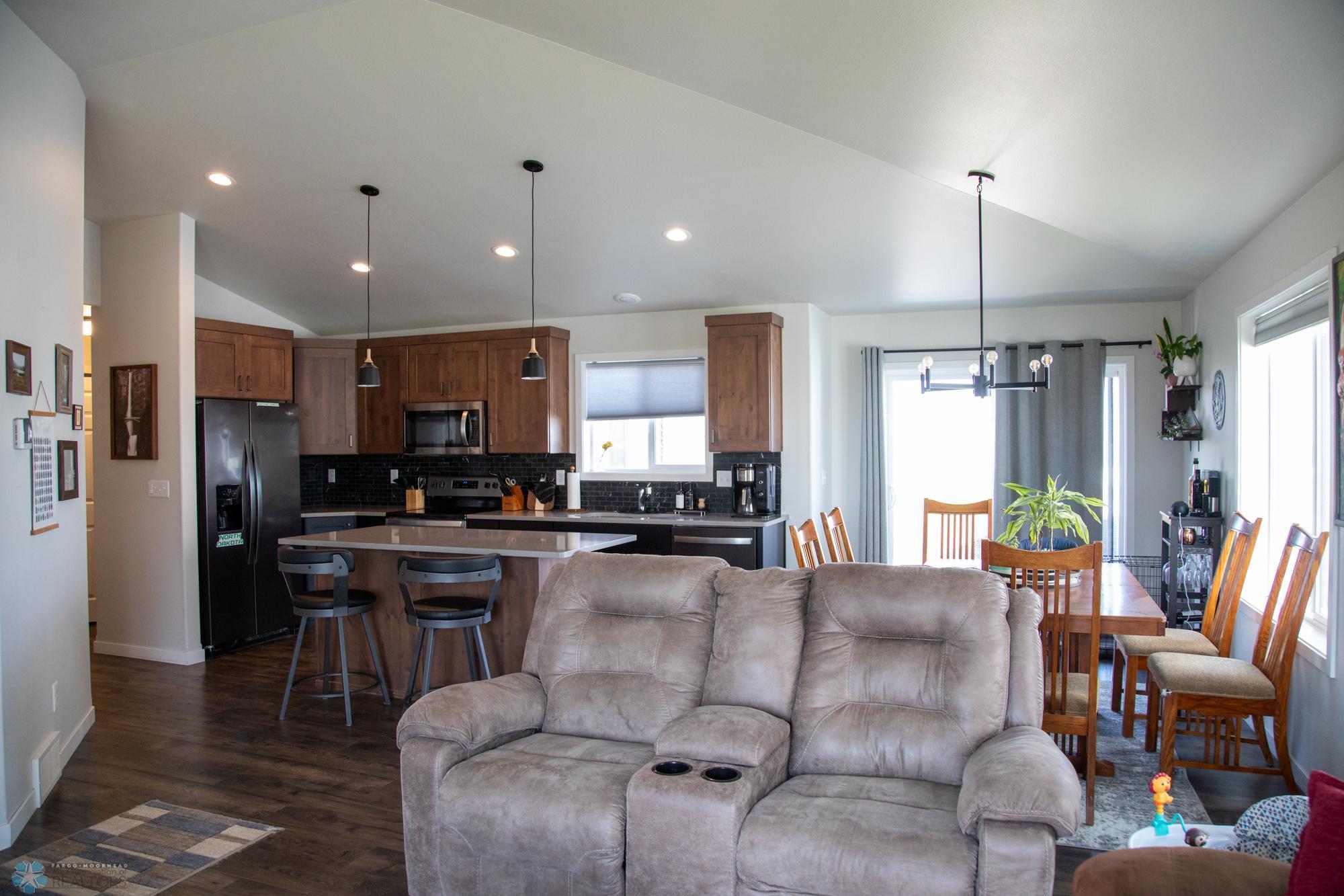 2700 14th Street W