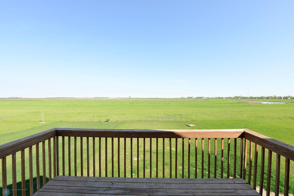 1170 Highland Lane W