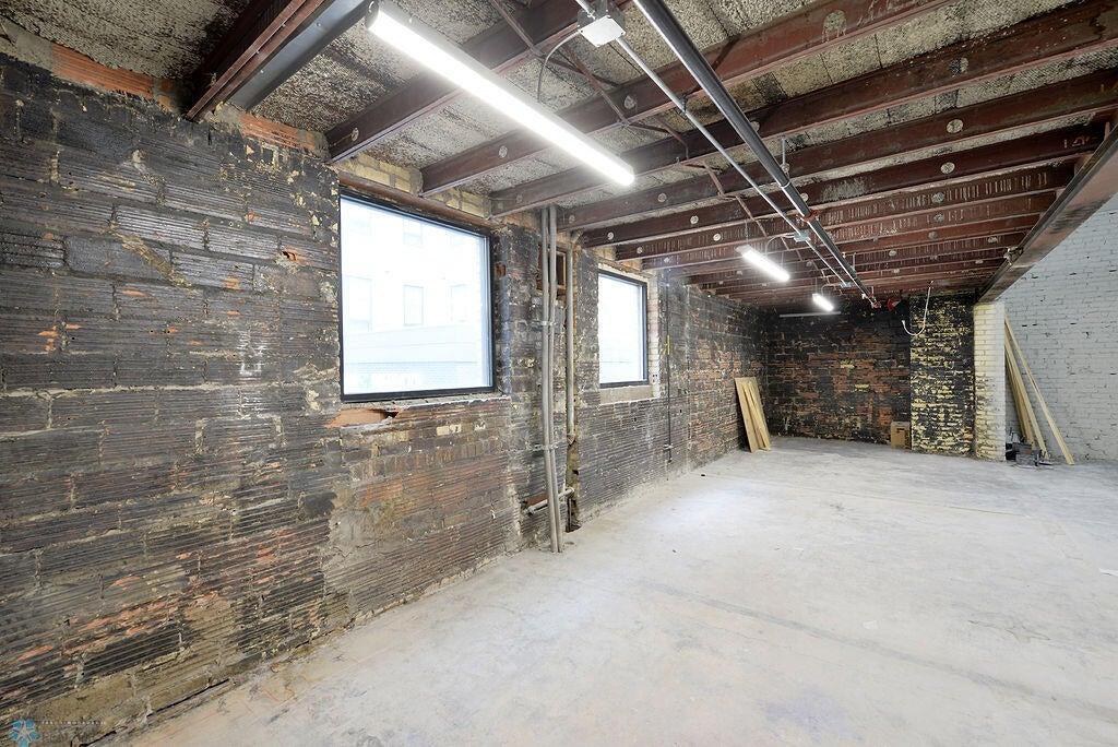 222 Broadway N